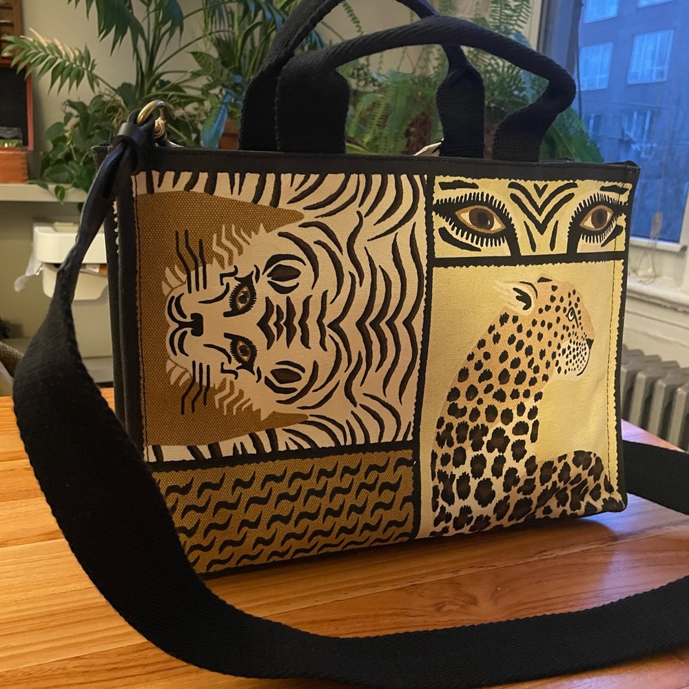Inoui editions French tiger canvas bag brand new